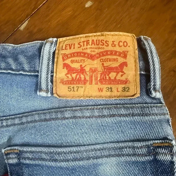 Signature by Levi Strauss Women's Boot Cut Jeans - Light Blue - Picture 5 of 7